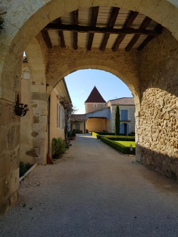 Propriete Le Monneton Bed & Breakfast Sainte-Christie Luaran gambar