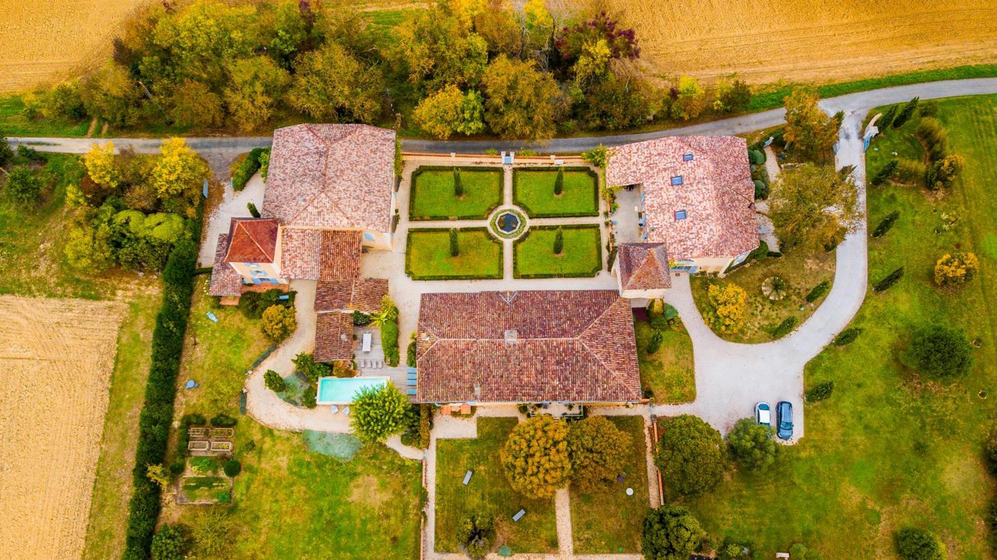 Propriete Le Monneton Bed & Breakfast Sainte-Christie Luaran gambar